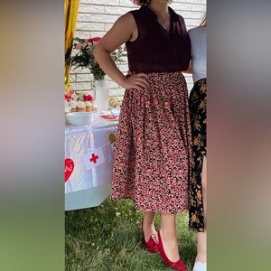 Floral print H&M skirt